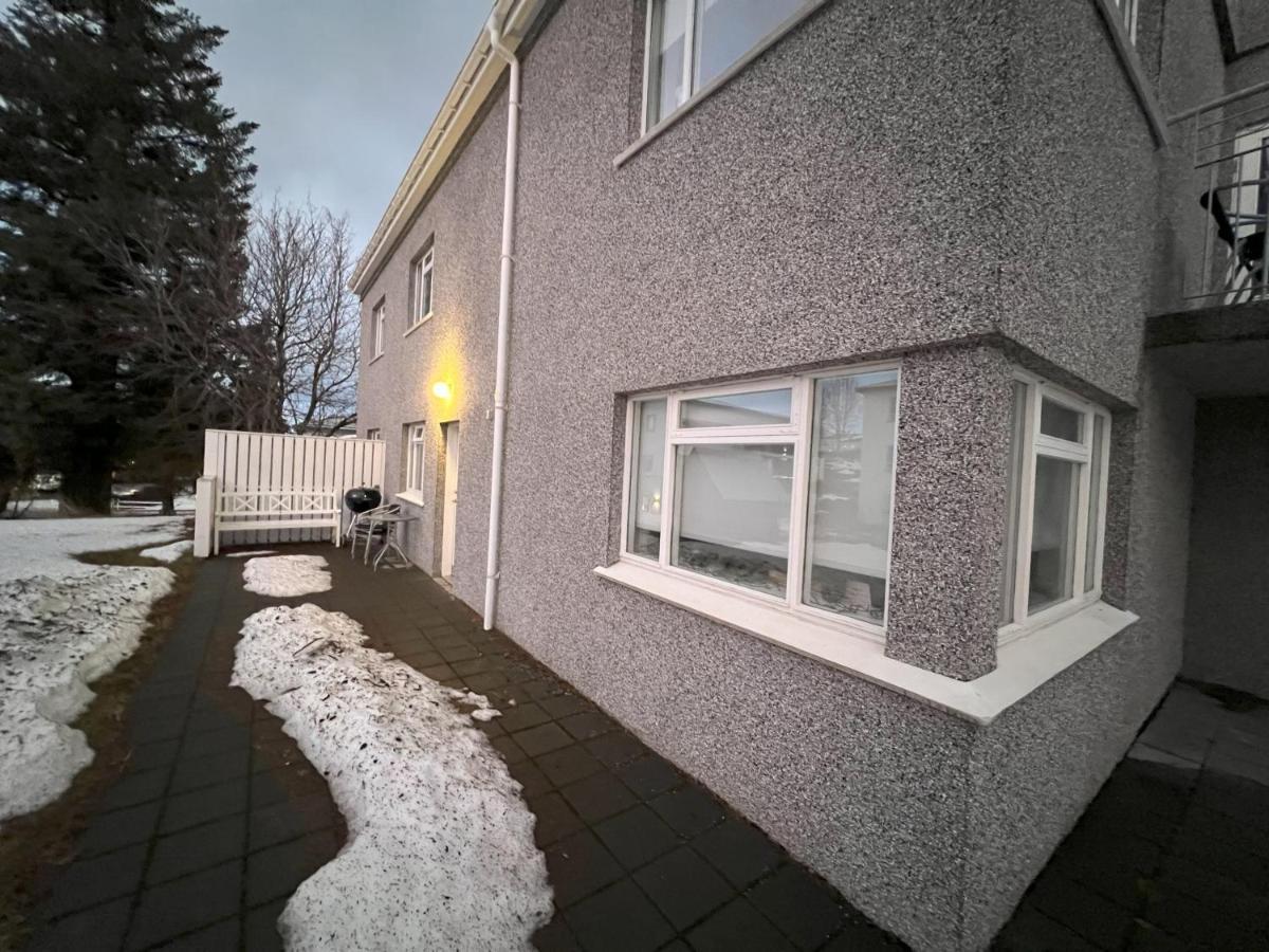 Guesthouse Akureyri - Apartments Near Down Town Exteriér fotografie